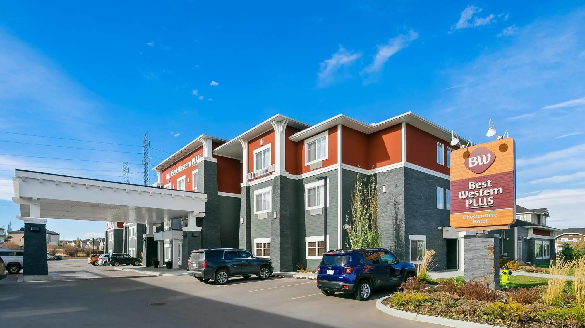 Best Western Plus Chestermere Hotel Extérieur photo